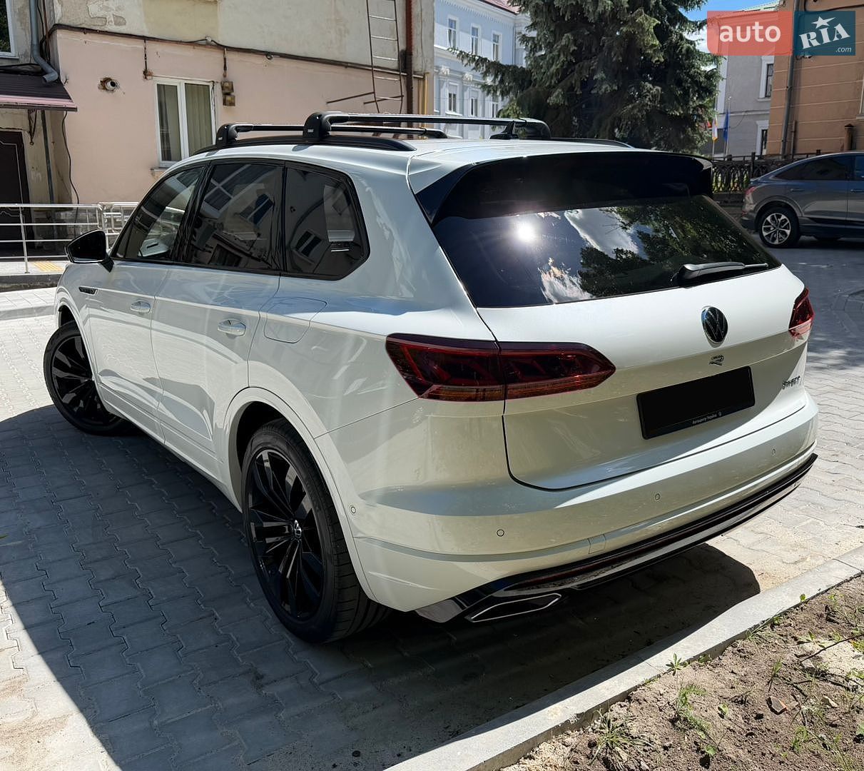 Volkswagen Touareg 2022 VIN WVGZZZCRZND020075 фото оголошення 7 з 55