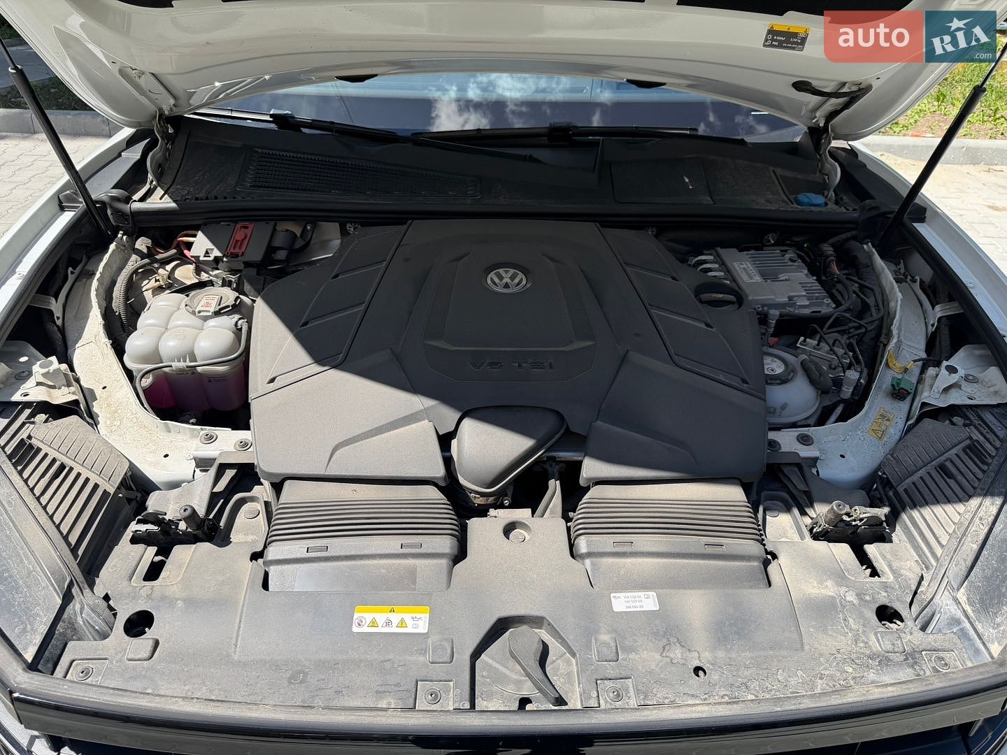 Volkswagen Touareg 2022 VIN WVGZZZCRZND020075 фото оголошення 15 з 55