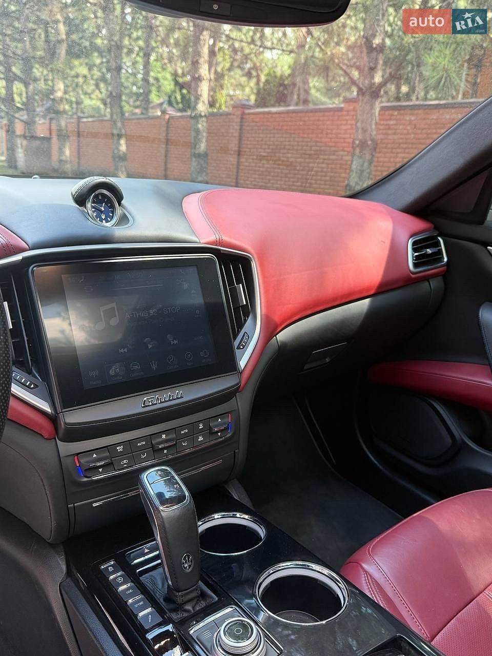 Maserati Ghibli 2018 VIN ZAM57YTS7K1315934 фото оголошення 18 з 25