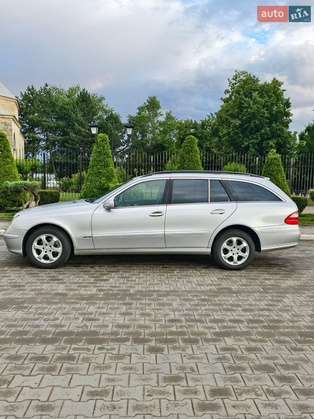 Mercedes-Benz E-Class 2004 VIN WDB2112611A738954 фото оголошення 3 з 37