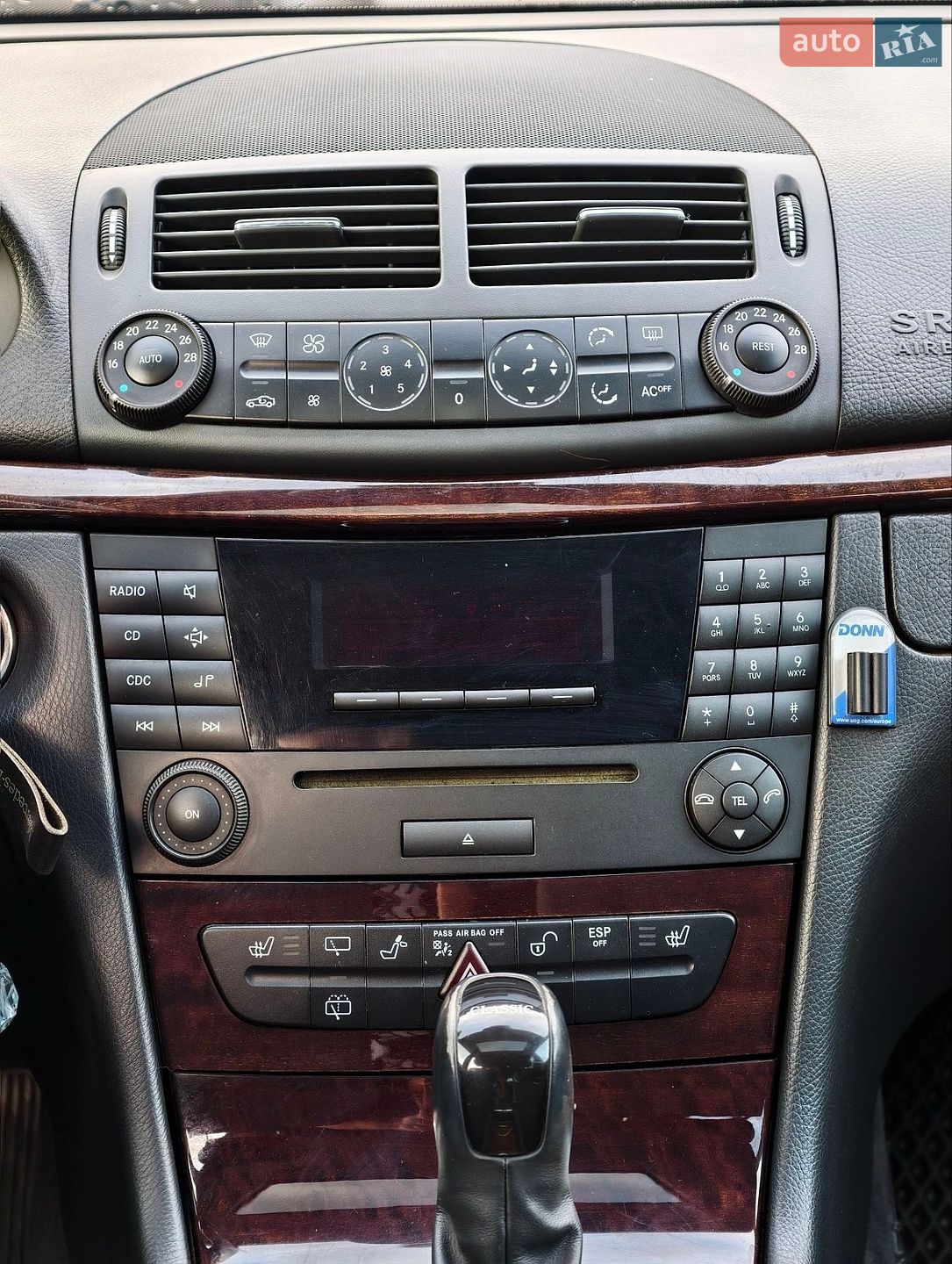 Mercedes-Benz E-Class 2004 VIN WDB2112611A738954 фото оголошення 26 з 37