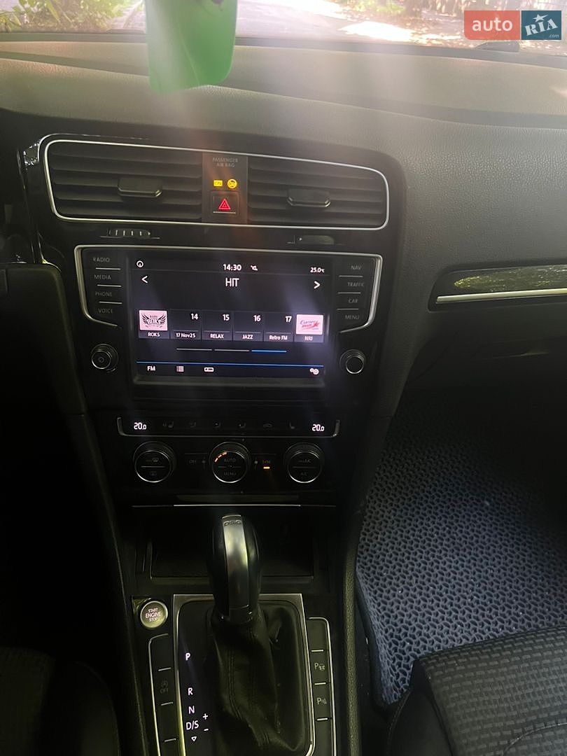 Volkswagen Golf 2016 VIN WVWZZZAUZHP518726 фото оголошення 5 з 16