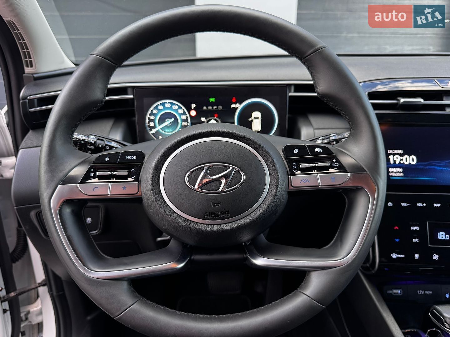 Hyundai Tucson 2020 VIN TMAJE81BGMJ005925 фото оголошення 112 з 113