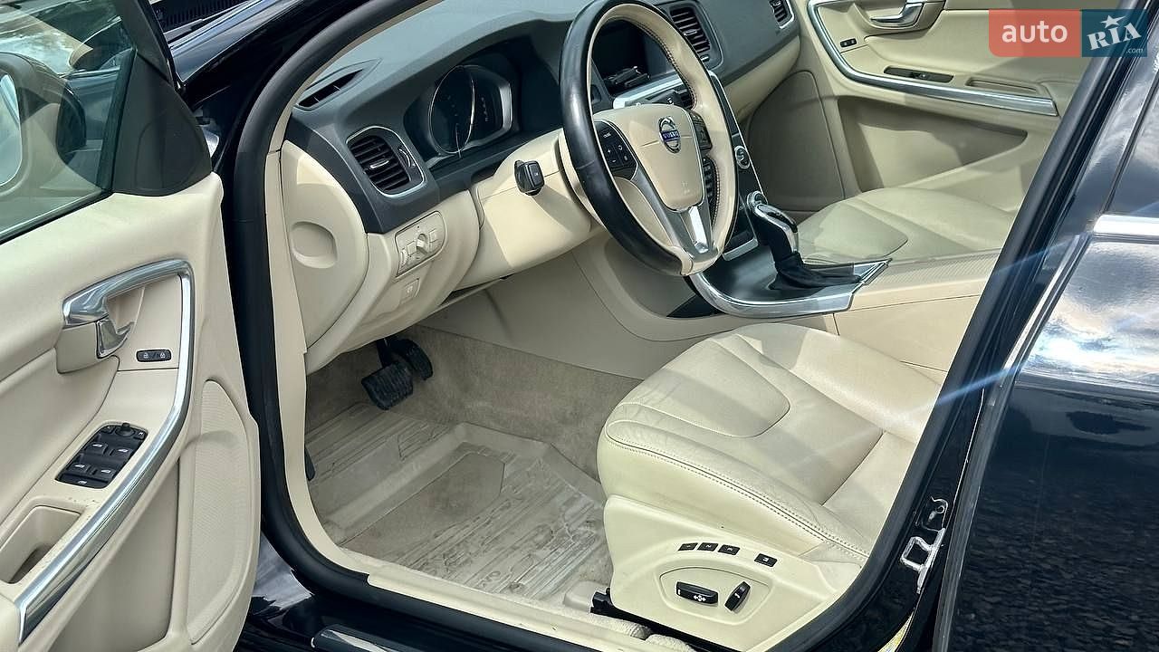 Volvo S60 2014 VIN YV1612TK7F2340740 фото оголошення 10 з 23