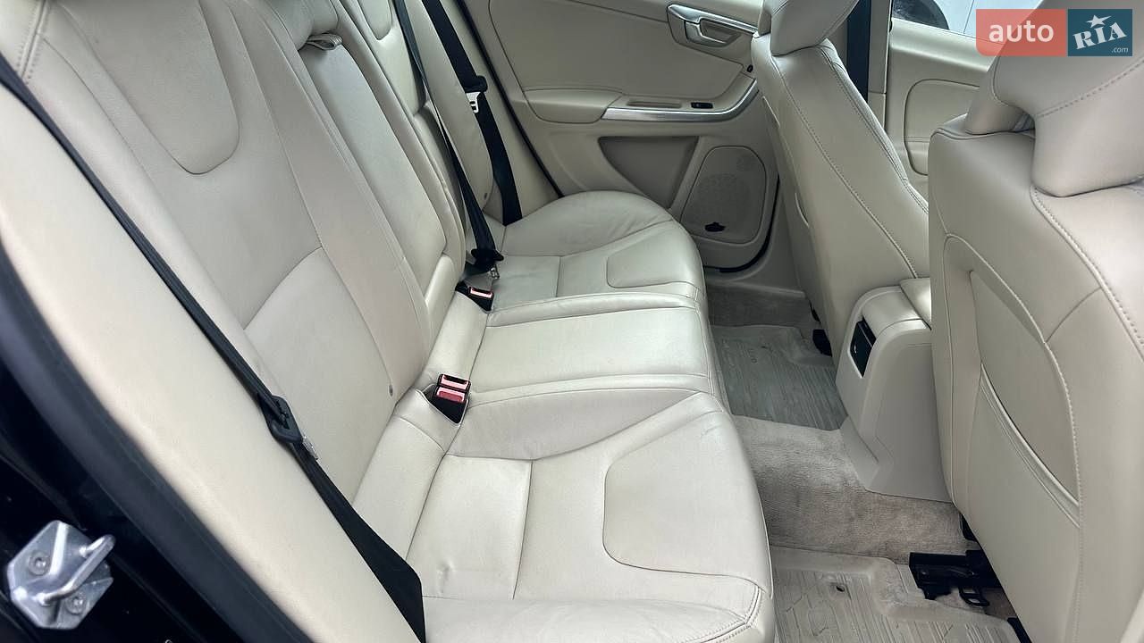 Volvo S60 2014 VIN YV1612TK7F2340740 фото оголошення 12 з 23