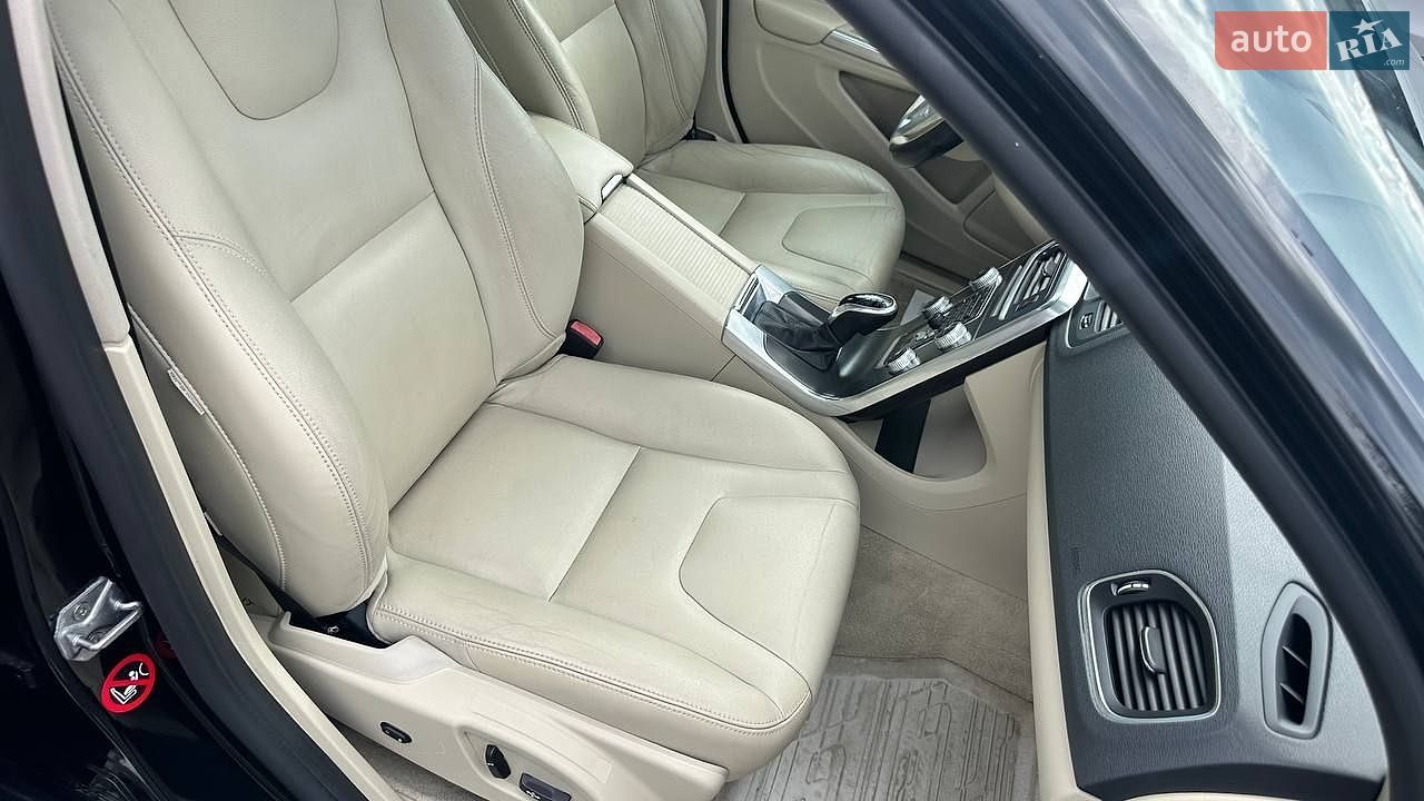 Volvo S60 2014 VIN YV1612TK7F2340740 фото оголошення 11 з 23
