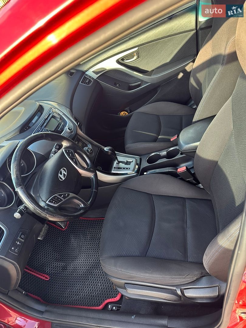 Hyundai Elantra 2012 VIN KMHDH41EBCU686312 фото оголошення 7 з 10