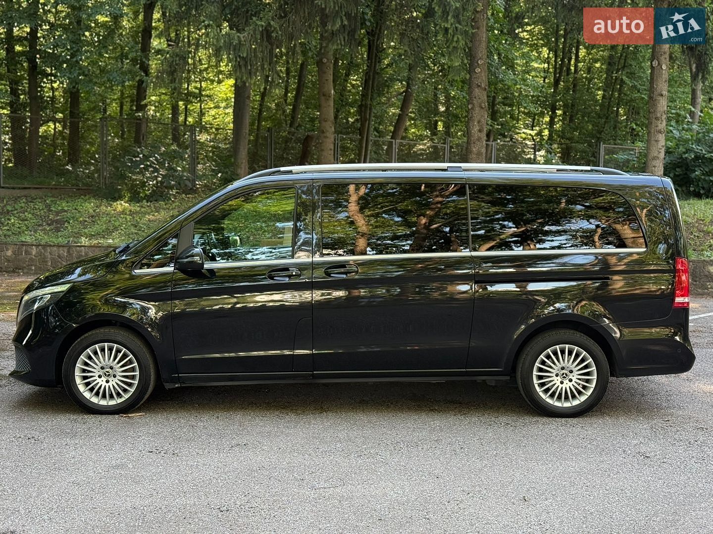 Mercedes-Benz V-Class 2019 VIN W1V44781513690767 фото оголошення 8 з 50