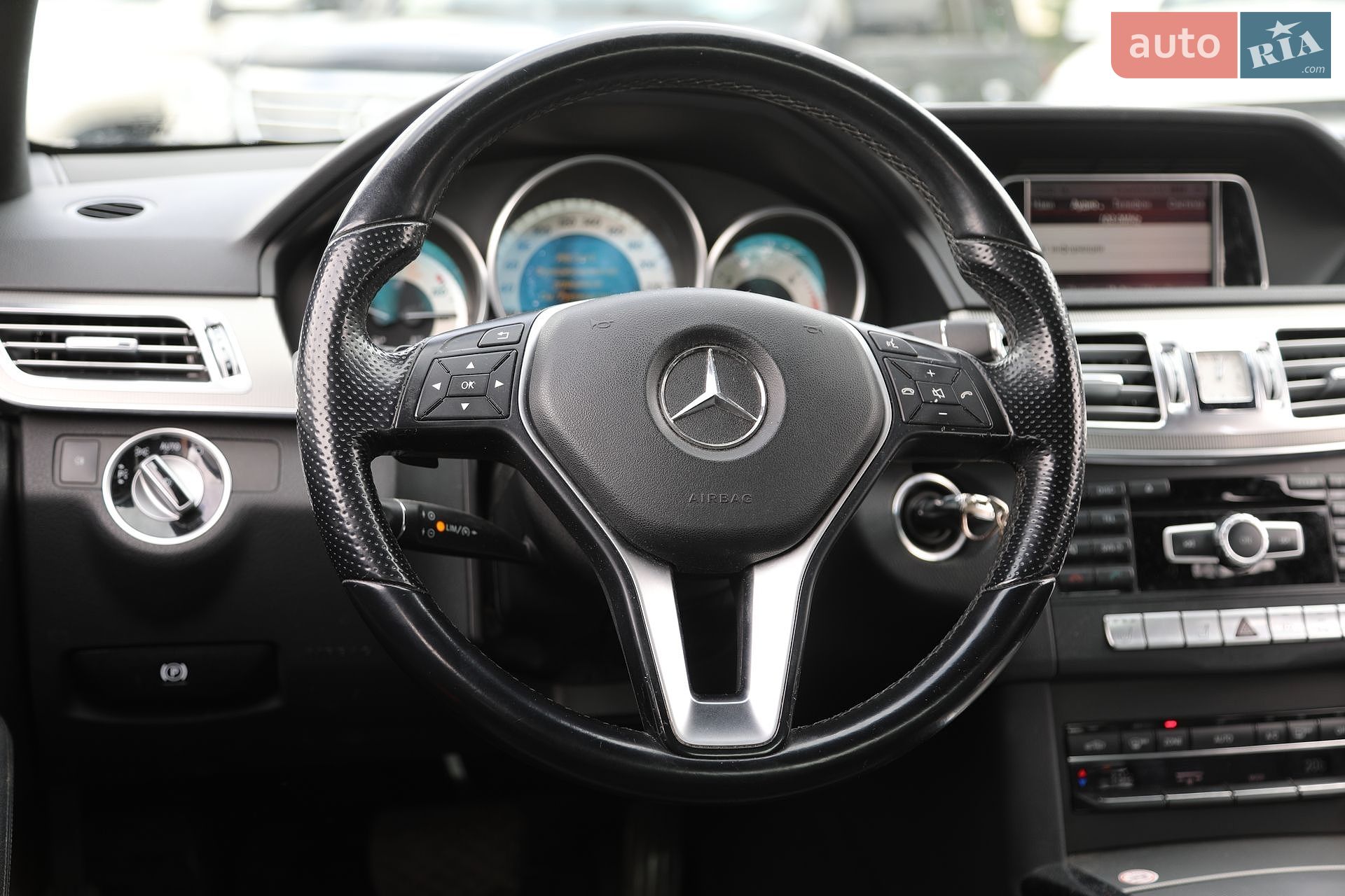 Mercedes-Benz E-Class 2013 VIN WDD2120021A780018 фото оголошення 18 з 30