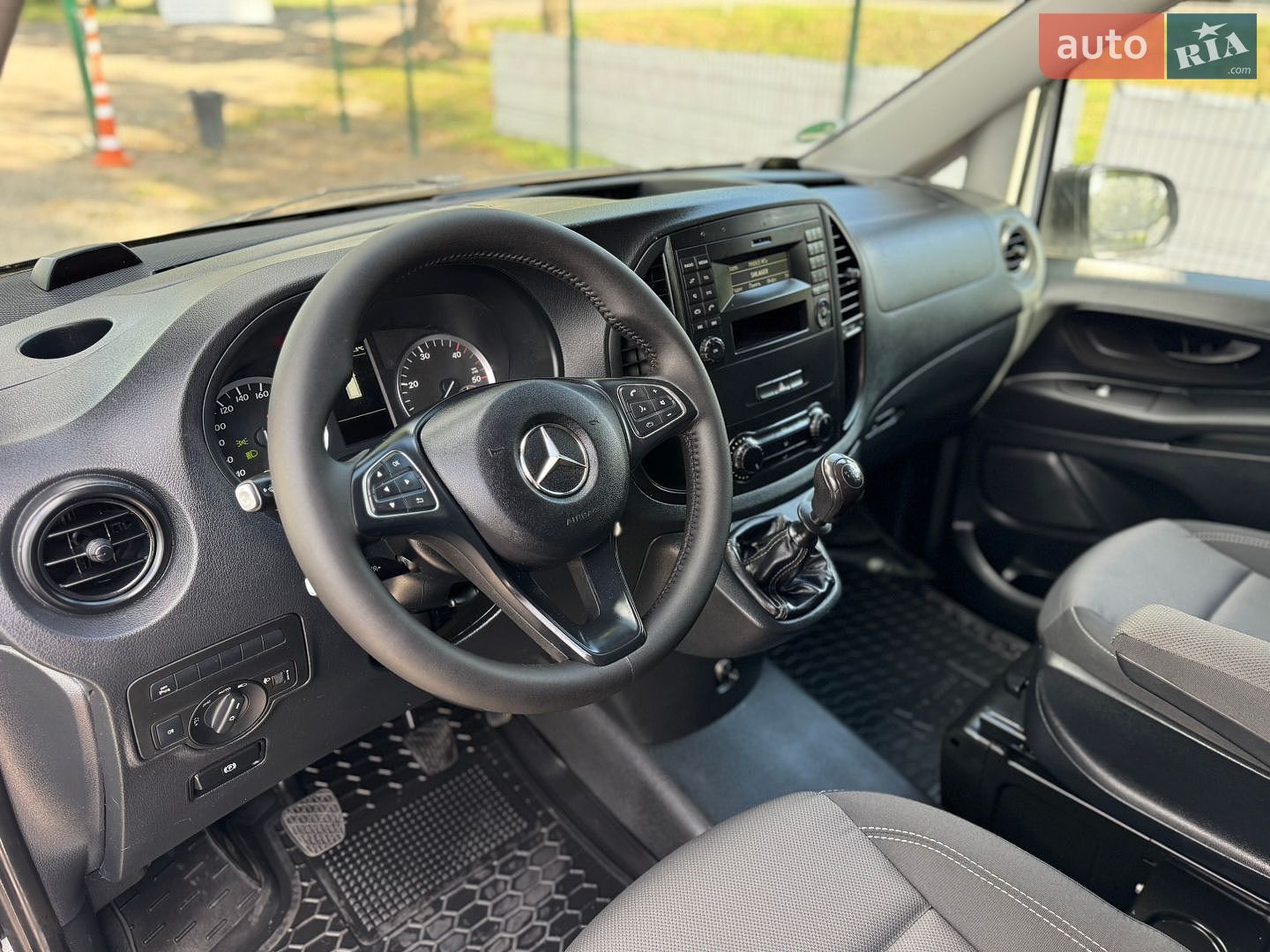 Mercedes-Benz Vito 2019 VIN WDF44760313594199 фото оголошення 12 з 45