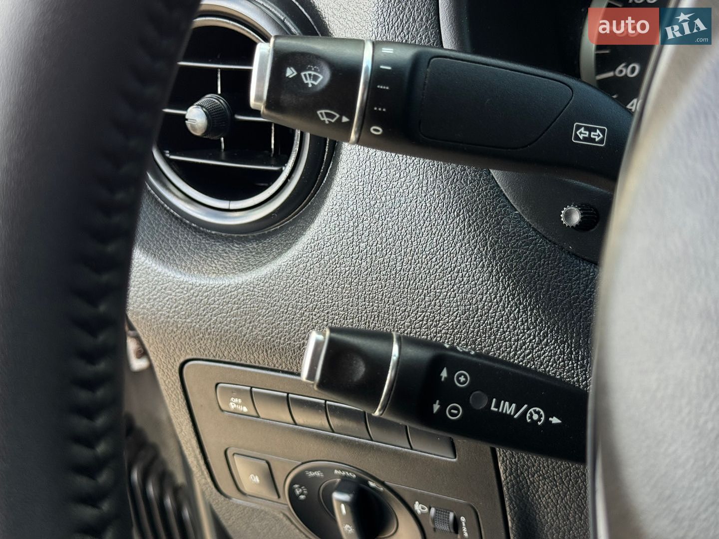 Mercedes-Benz Vito 2019 VIN WDF44760313594199 фото оголошення 18 з 45