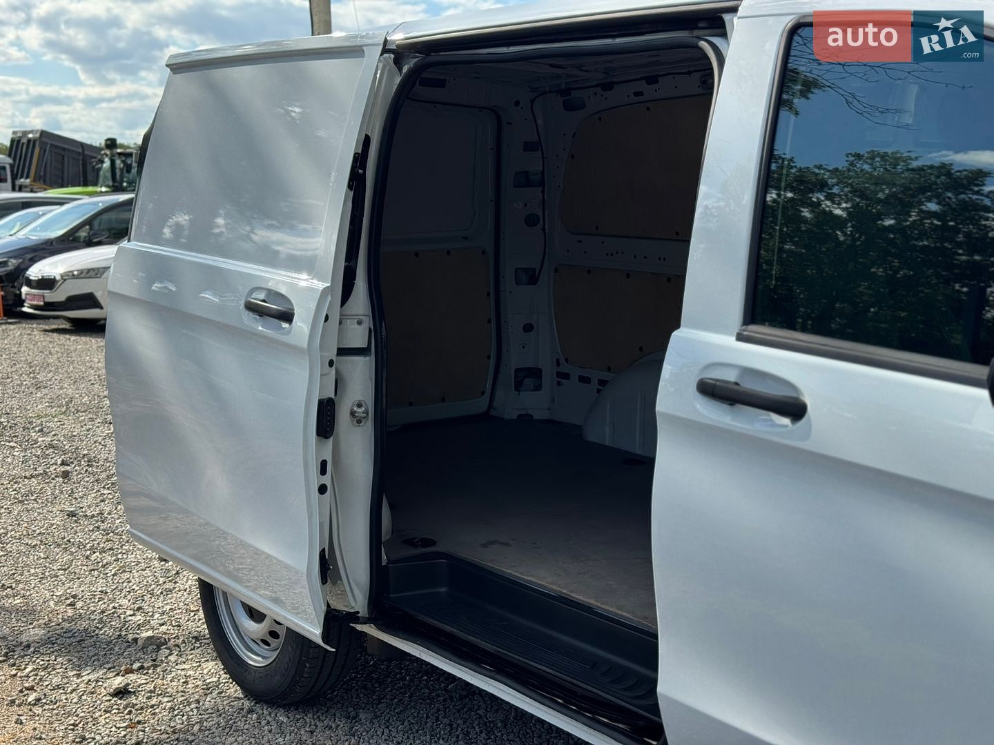 Mercedes-Benz Vito 2019 VIN WDF44760313594199 фото оголошення 27 з 45