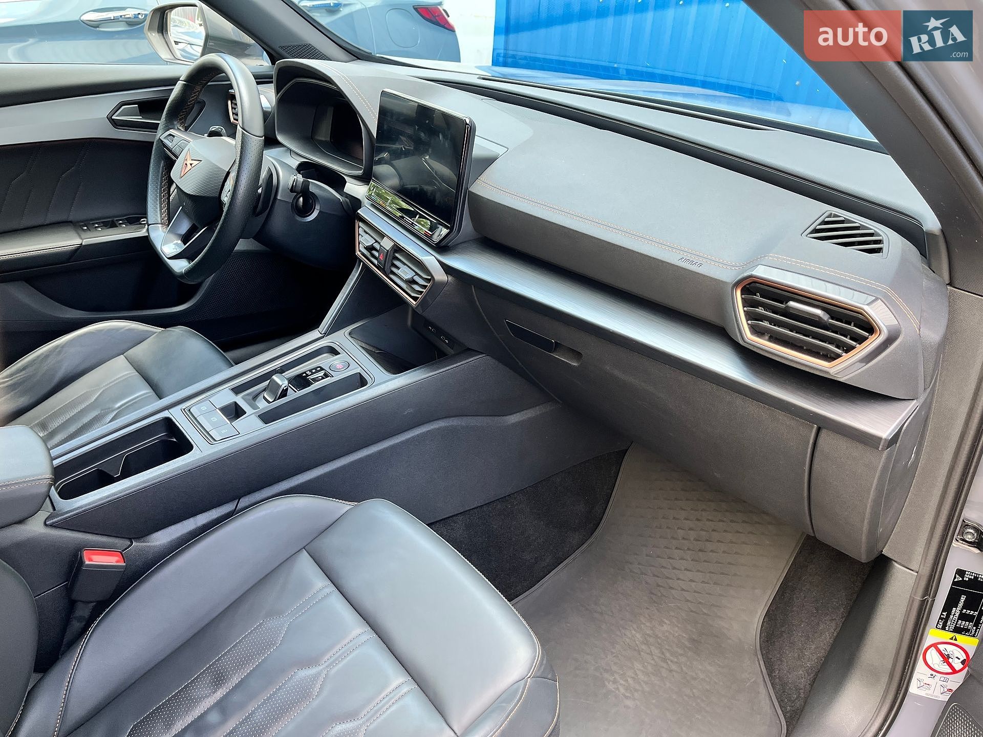 Cupra Formentor 2023 VIN VSSZZZKM0PR050483 фото оголошення 9 з 13