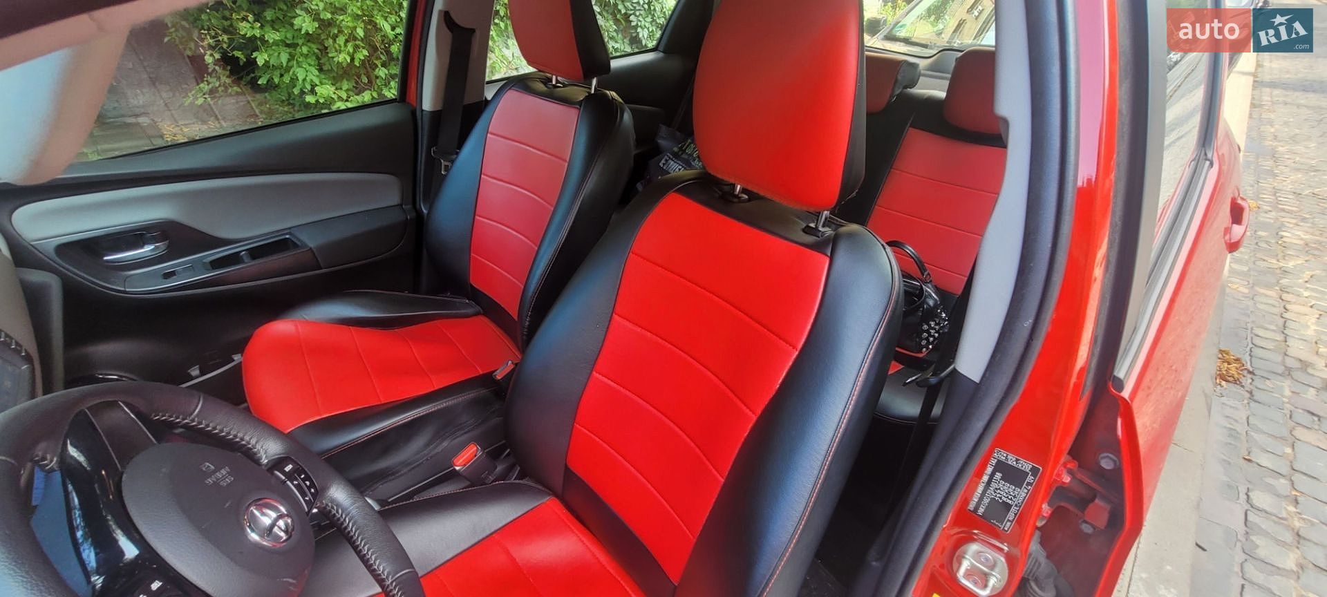 Toyota Yaris 2017 VIN VNKKG0D370A003388 фото оголошення 8 з 12