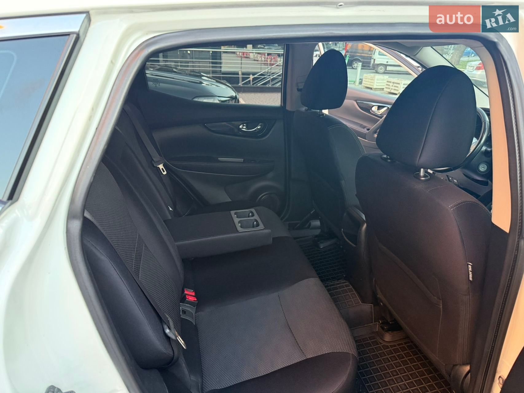 Nissan Qashqai 2016 VIN SJNFDAJ11U1769331 фото оголошення 13 з 17