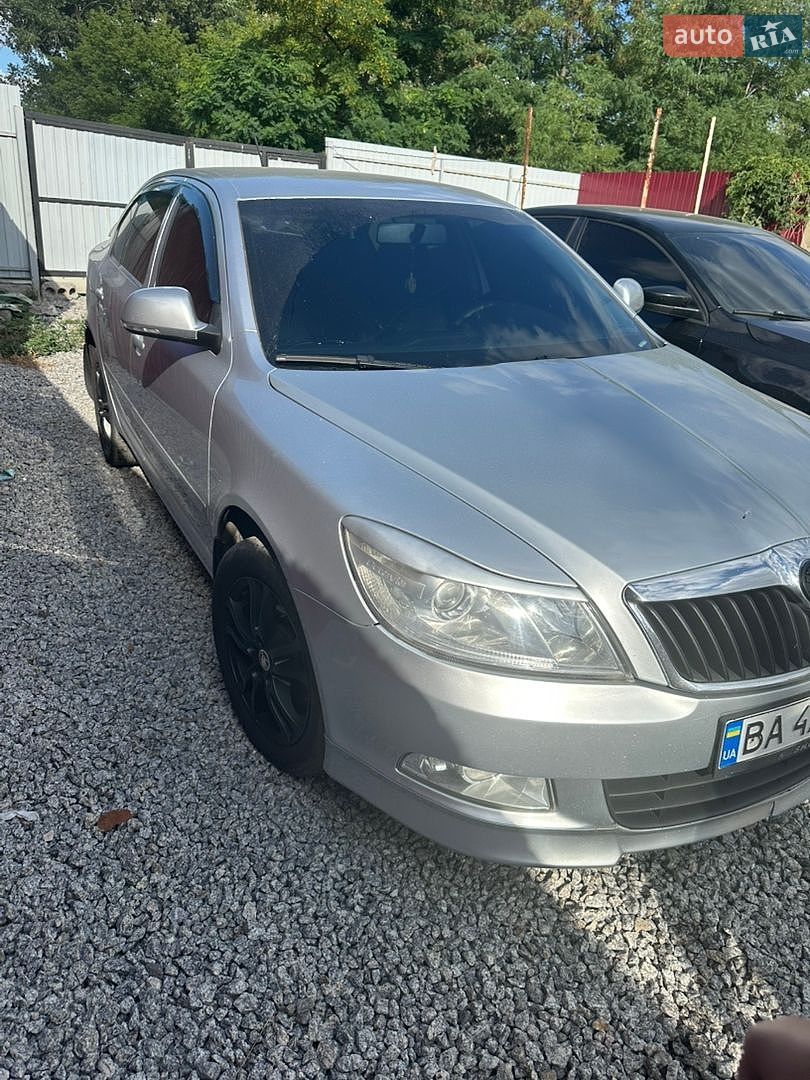 Skoda Octavia 2011 VIN TMBCS41Z6CB150781 фото оголошення 2 з 15