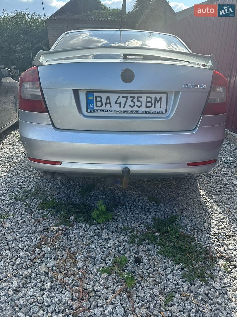 Skoda Octavia 2011 VIN TMBCS41Z6CB150781 фото оголошення 8 з 15