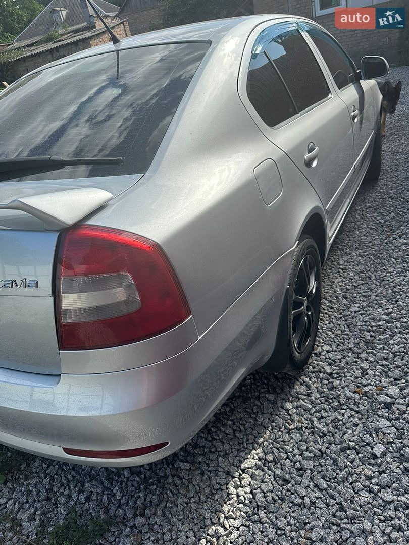 Skoda Octavia 2011 VIN TMBCS41Z6CB150781 фото оголошення 9 з 15
