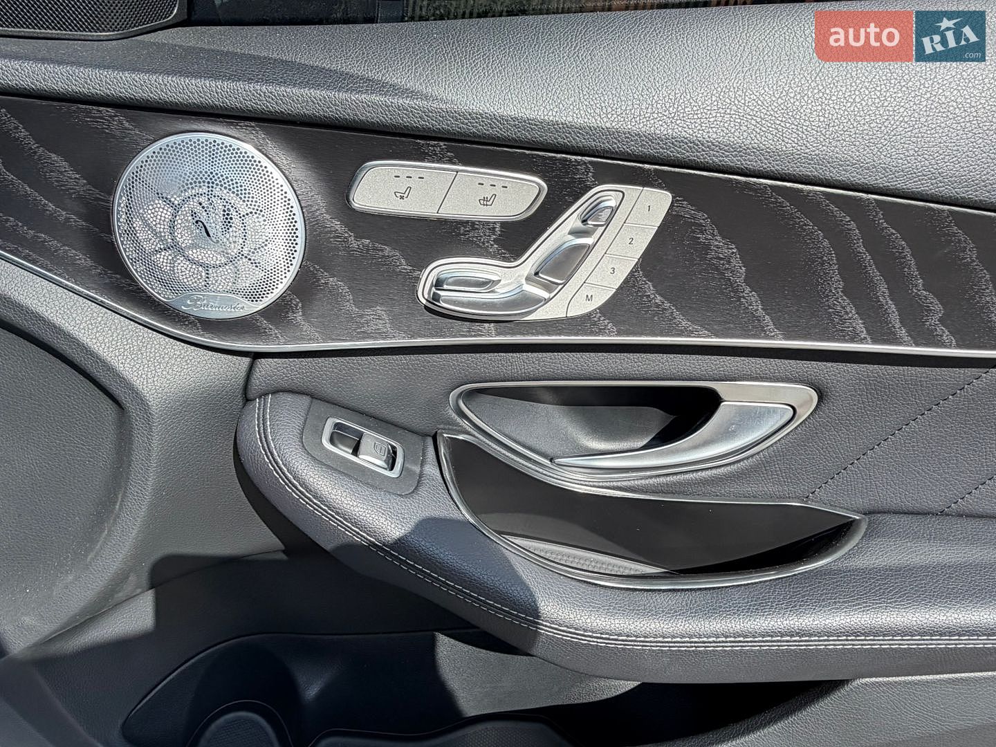 Mercedes-Benz C-Class 2018 VIN WDDWF1FB6KR463837 фото оголошення 5 з 12