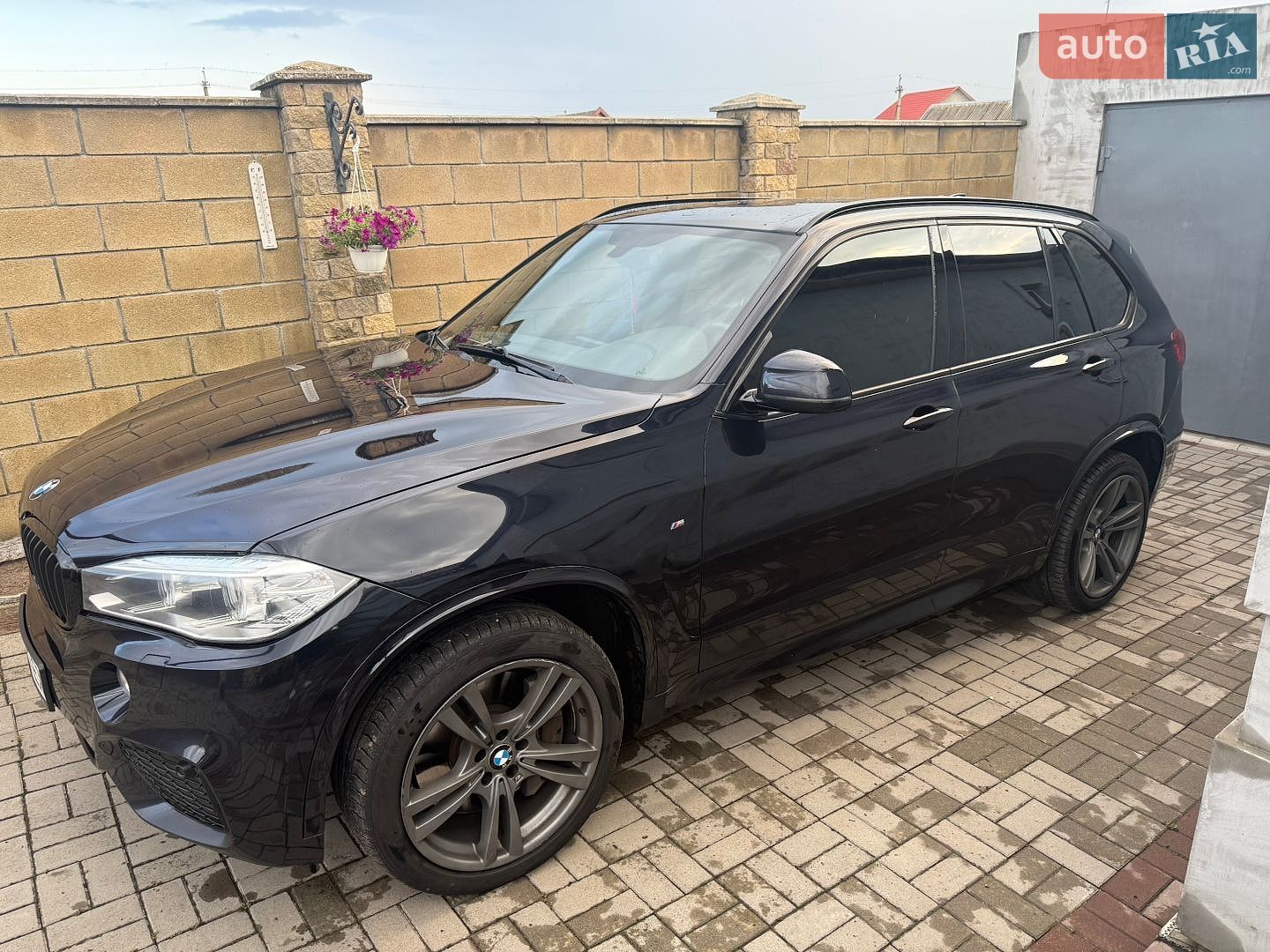 BMW X5 2015 VIN WBALS010100K98562 фото оголошення 3 з 28
