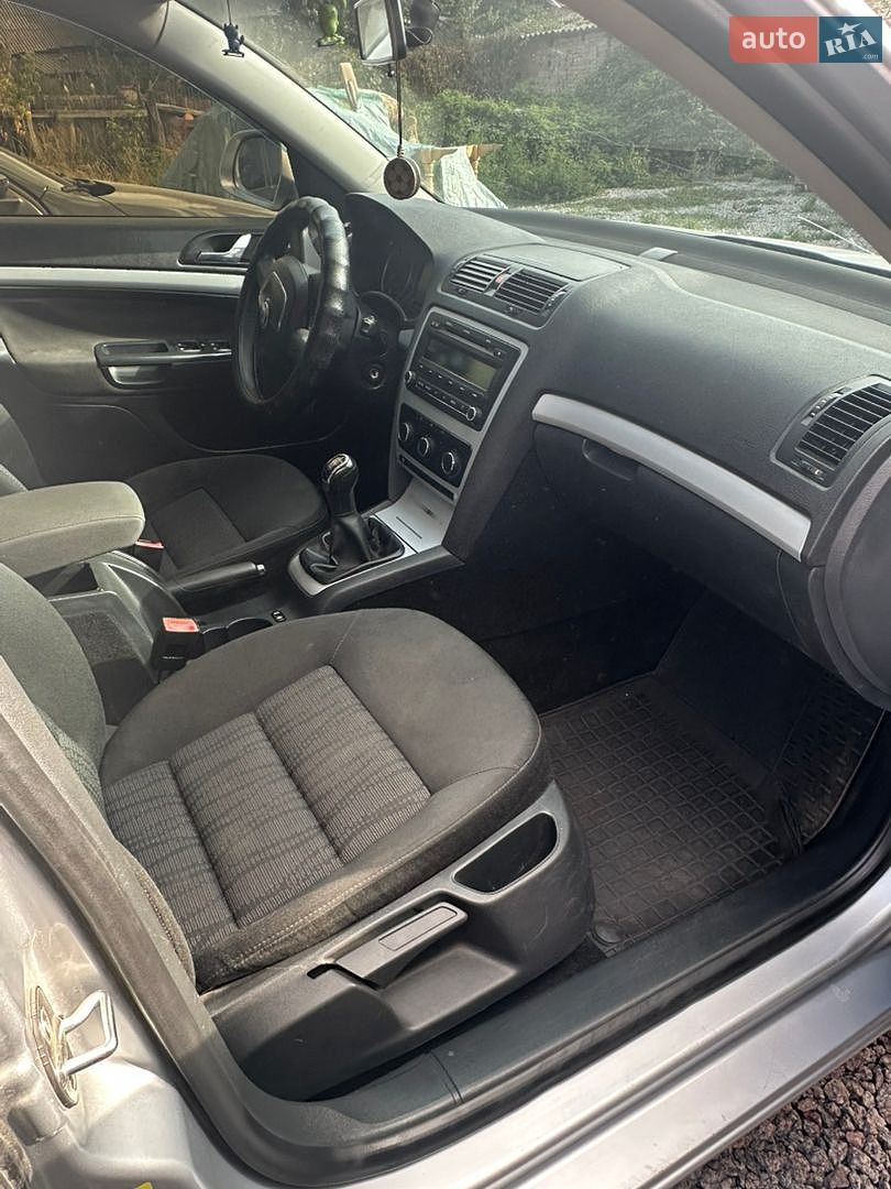 Skoda Octavia 2011 VIN TMBCS41Z6CB150781 фото оголошення 13 з 15