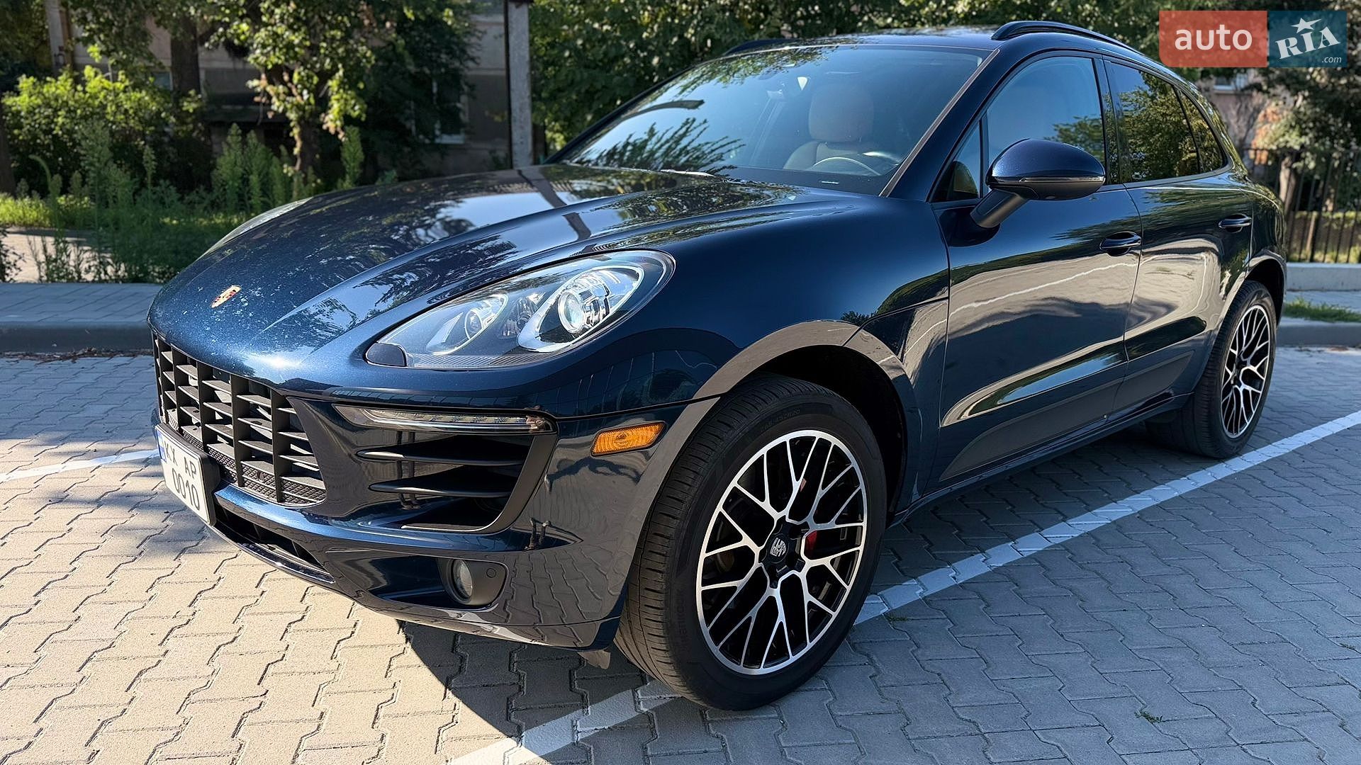 Porsche Macan 2017 VIN WP1AA2A57JLB02305 фото оголошення 3 з 34