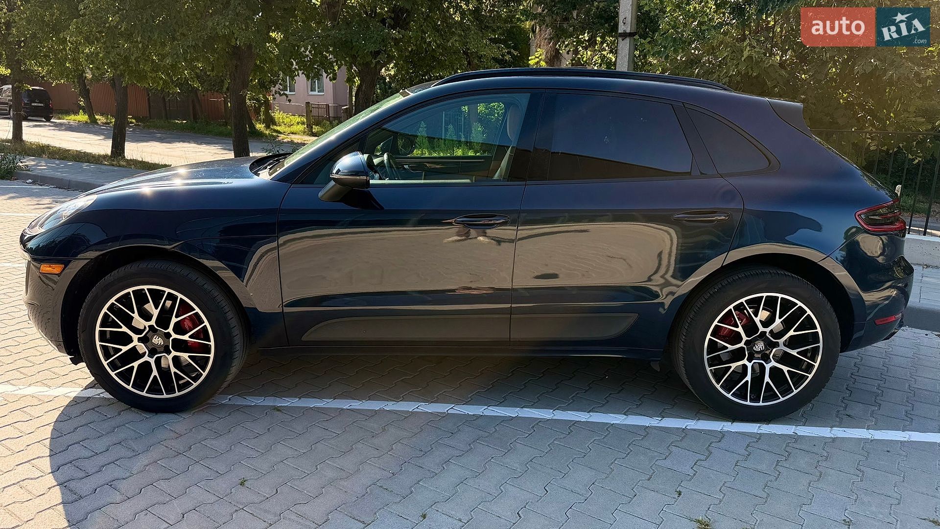 Porsche Macan 2017 VIN WP1AA2A57JLB02305 фото оголошення 4 з 34