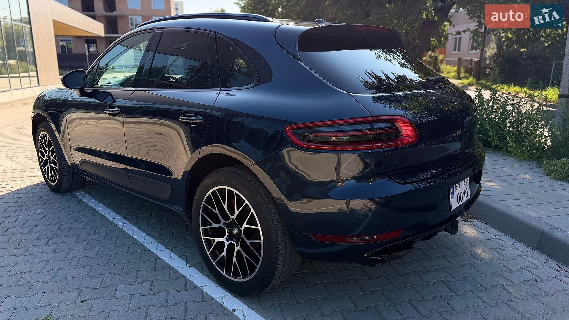 Porsche Macan 2017 VIN WP1AA2A57JLB02305 фото оголошення 5 з 34