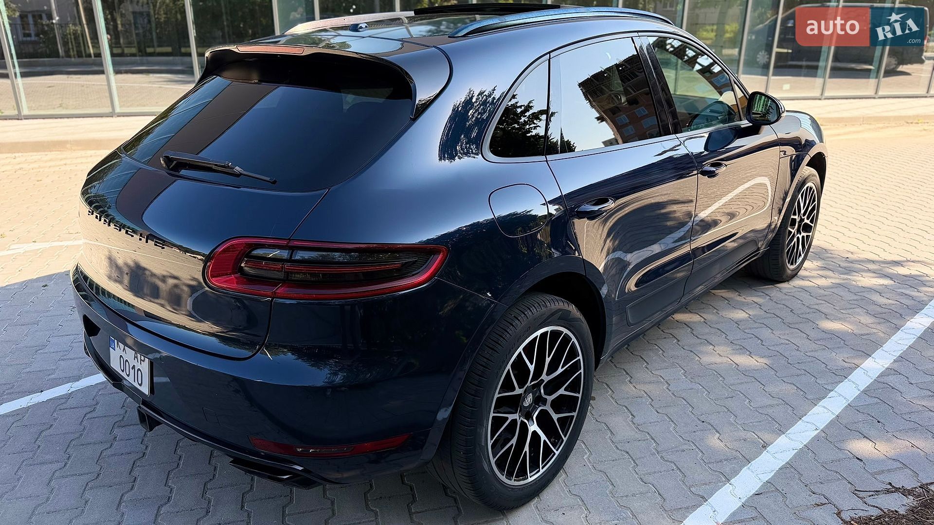 Porsche Macan 2017 VIN WP1AA2A57JLB02305 фото оголошення 7 з 34