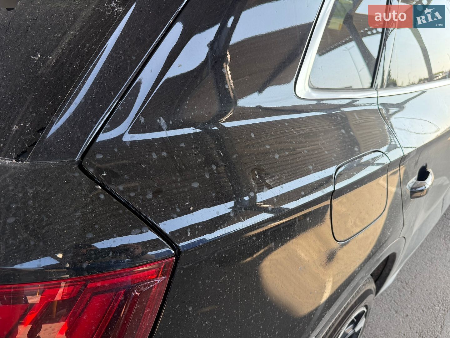 Audi Q5 2020 VIN WA1AAAFYXM2004808 фото оголошення 12 з 24