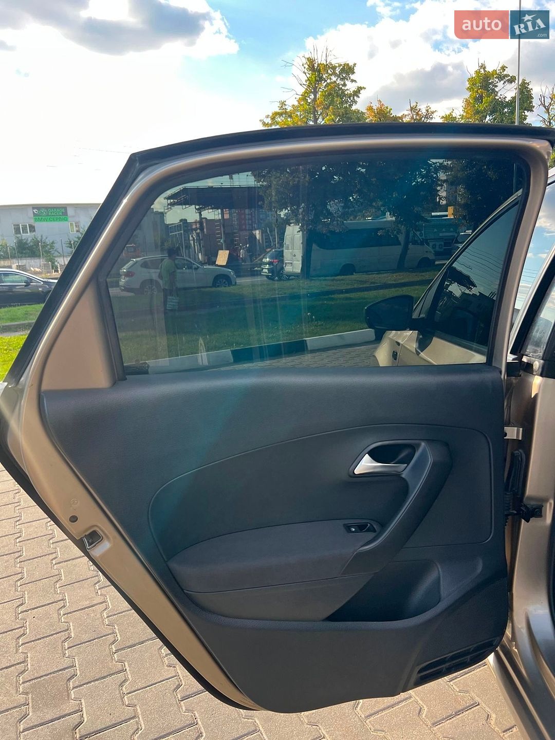 Volkswagen Polo 2019 VIN XW8ZZZ61ZKG064603 фото оголошення 12 з 20