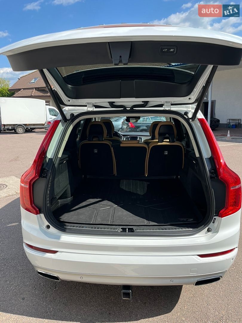 Volvo XC90 2016 VIN YV4102XKXG1068072 фото оголошення 13 з 42