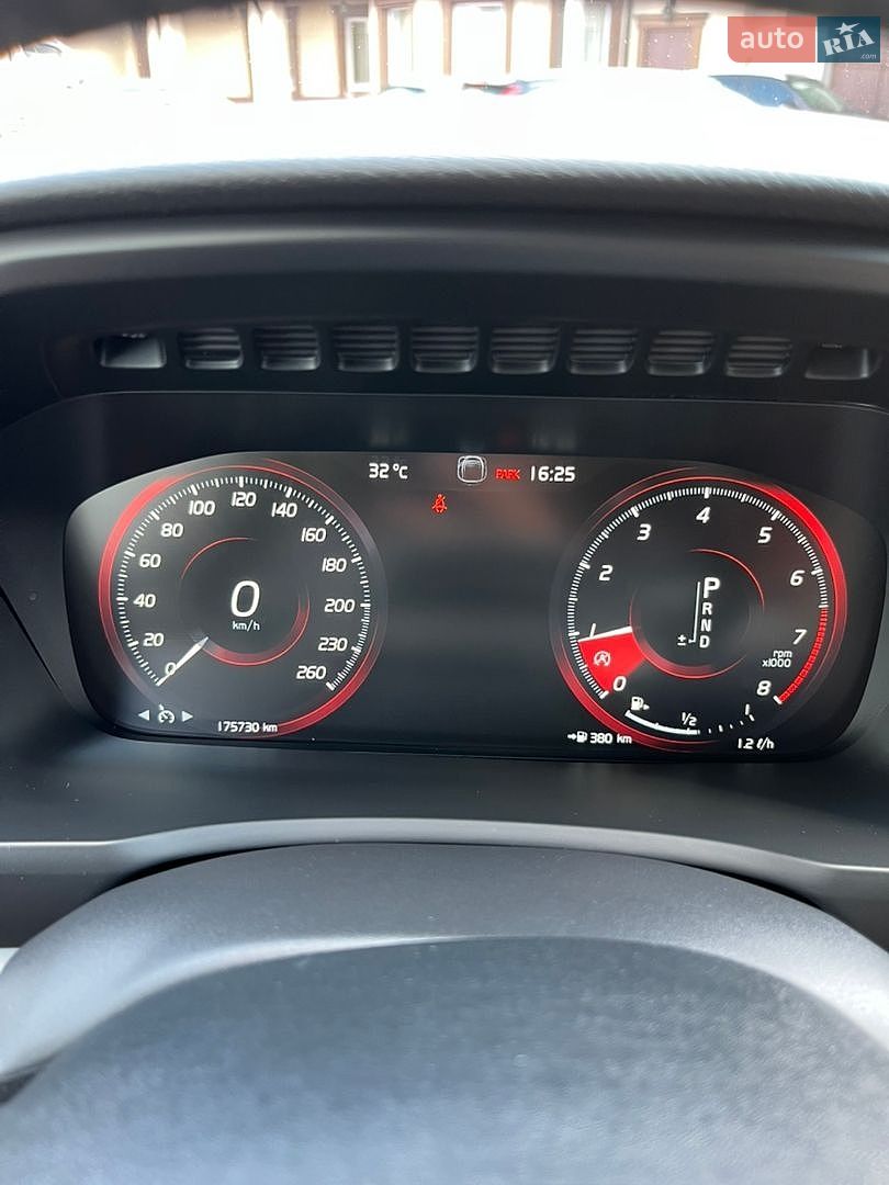 Volvo XC90 2016 VIN YV4102XKXG1068072 фото оголошення 20 з 42