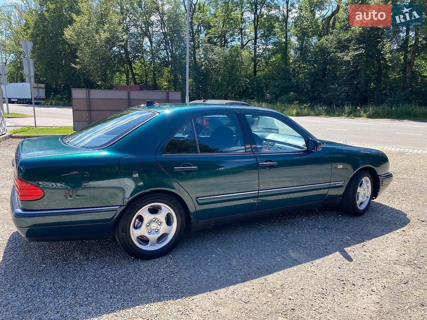 Mercedes-Benz E-Class 1999 VIN WDB2100351A652175 фото оголошення 5 з 30