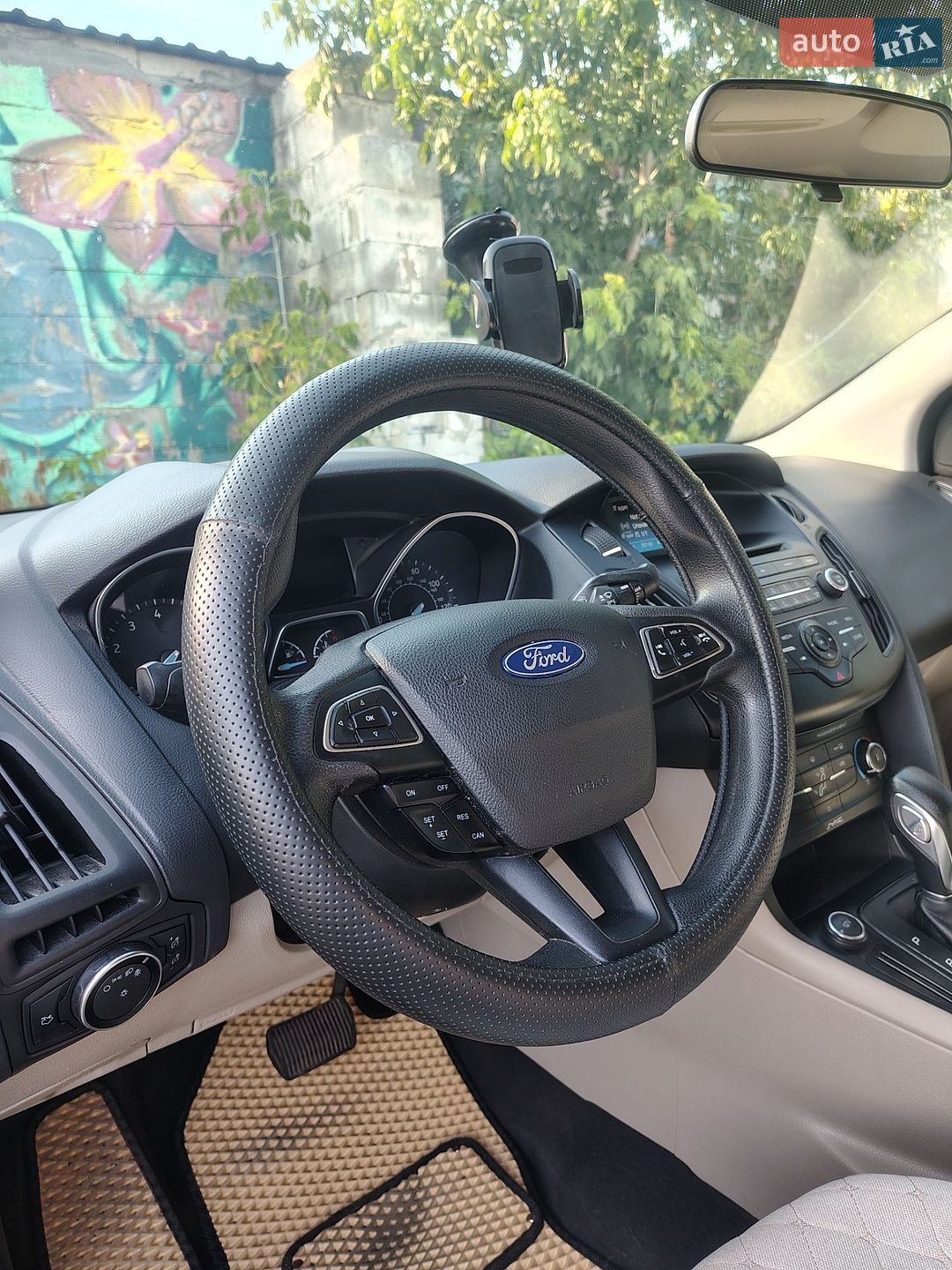 Ford Focus 2017 VIN 1FADP3F26HL279364 фото оголошення 4 з 33