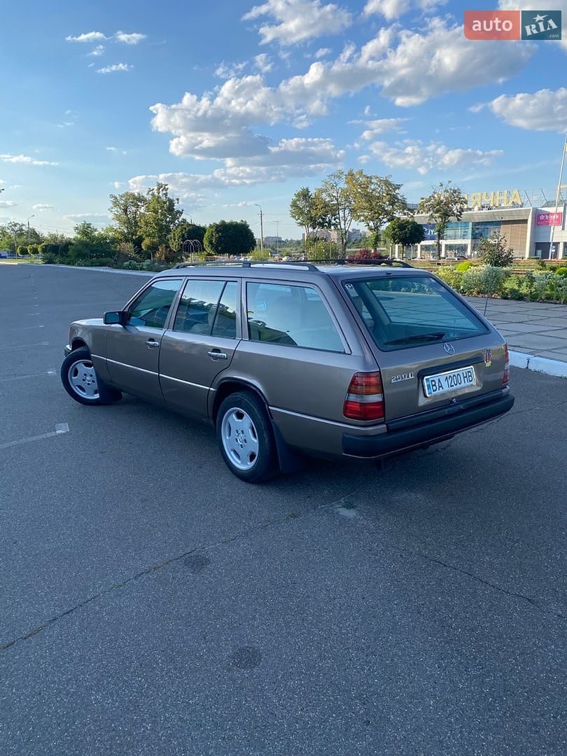 Mercedes-Benz E-Class 1989 VIN WDB12318310025271 фото оголошення 5 з 12