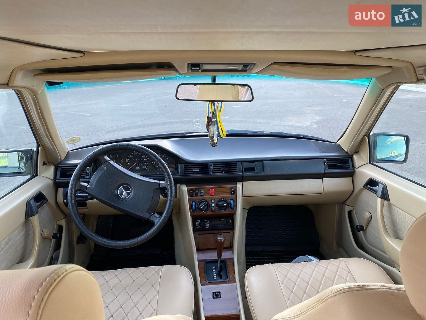 Mercedes-Benz E-Class 1989 VIN WDB12318310025271 фото оголошення 8 з 12
