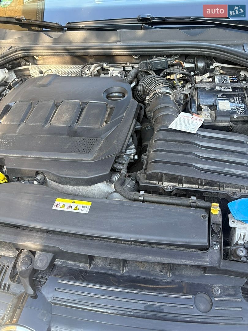Volkswagen Golf 2021 VIN WVWZZZCDZMW519984 фото оголошення 14 з 14