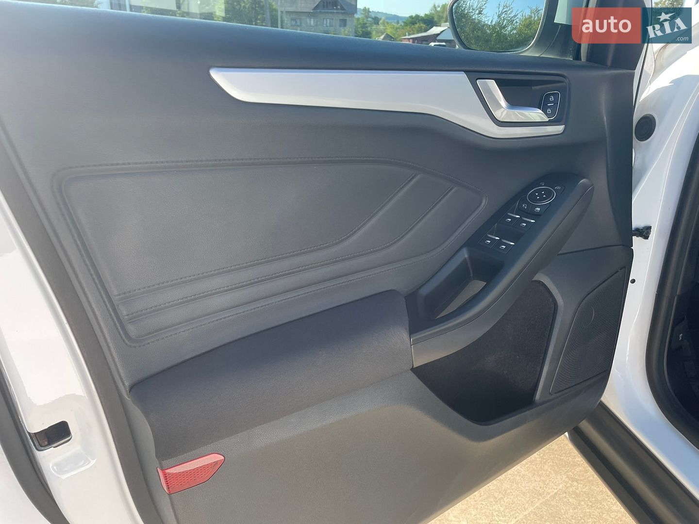 Ford Focus 2020 VIN WF0PXXGCHPLA68164 фото оголошення 12 з 28