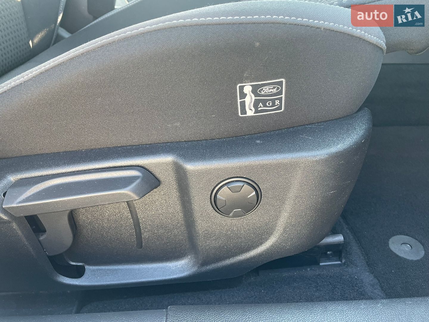 Ford Focus 2020 VIN WF0PXXGCHPLA68164 фото оголошення 19 з 28