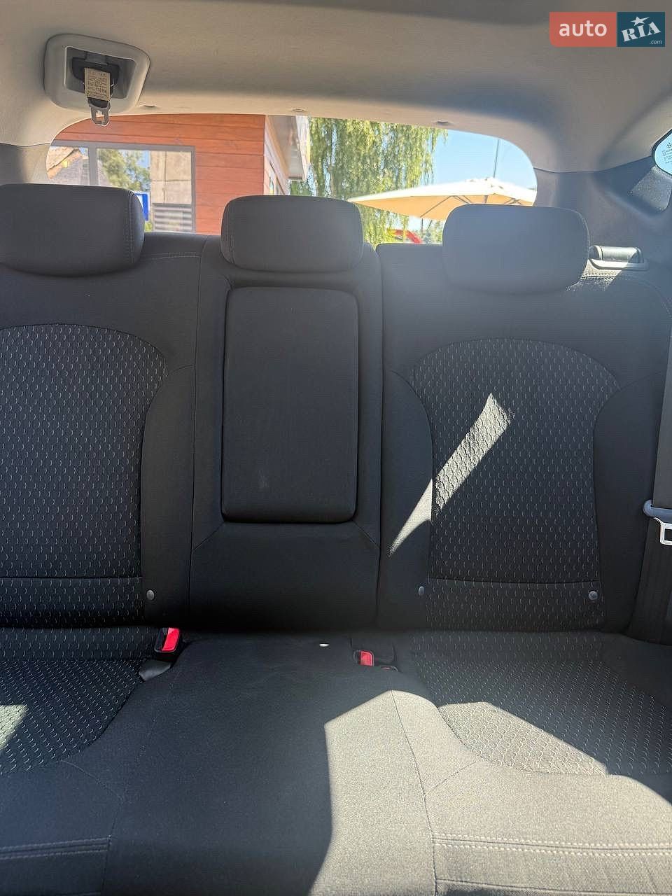 Hyundai Ix35 2011 VIN TMAJT81UACJ219878 фото оголошення 18 з 25