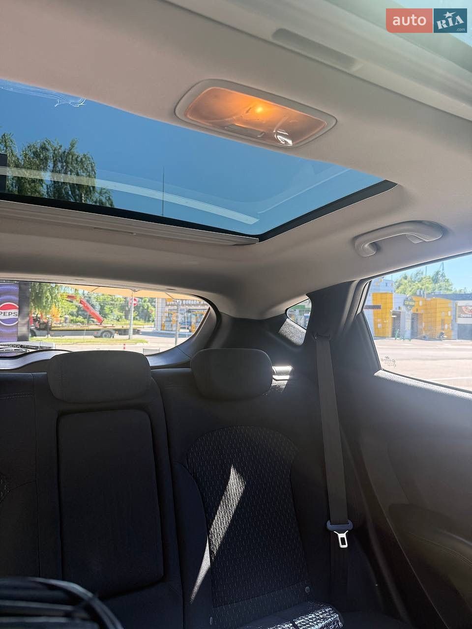 Hyundai Ix35 2011 VIN TMAJT81UACJ219878 фото оголошення 17 з 25