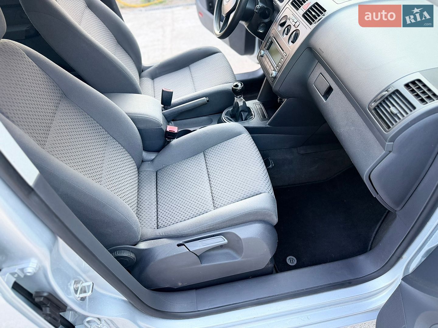 Volkswagen Touran 2005 VIN WVGZZZ1TZ5W185798 фото оголошення 27 з 34