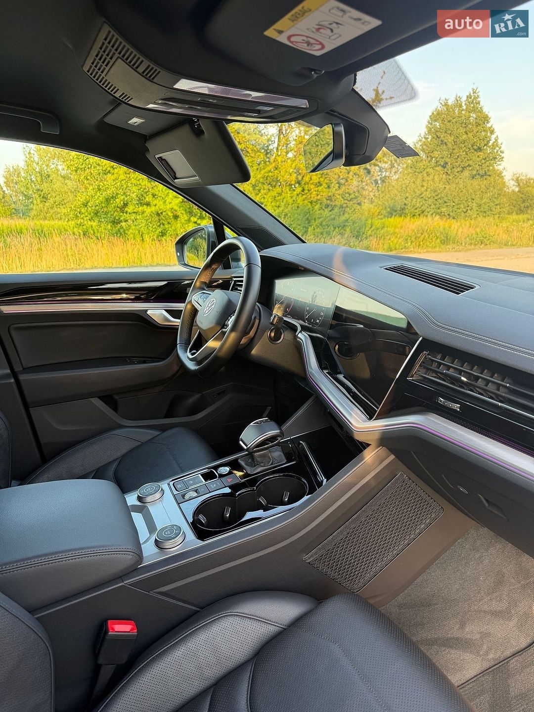 Volkswagen Touareg 2021 VIN WVGZZZCRZMD040575 фото оголошення 13 з 18