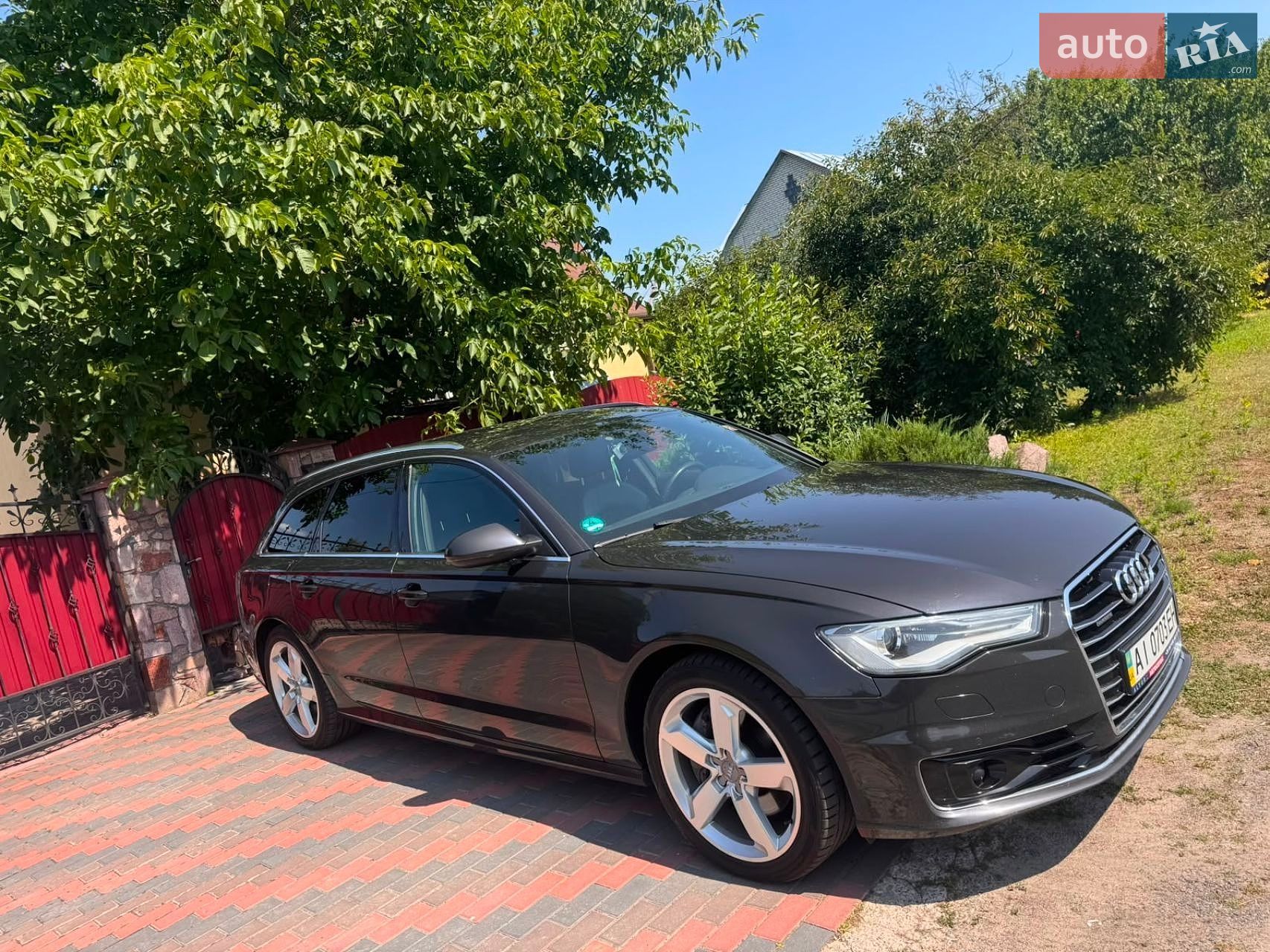 Audi A6 2016 VIN WAUZZZ4G4GN143715 фото оголошення 2 з 18