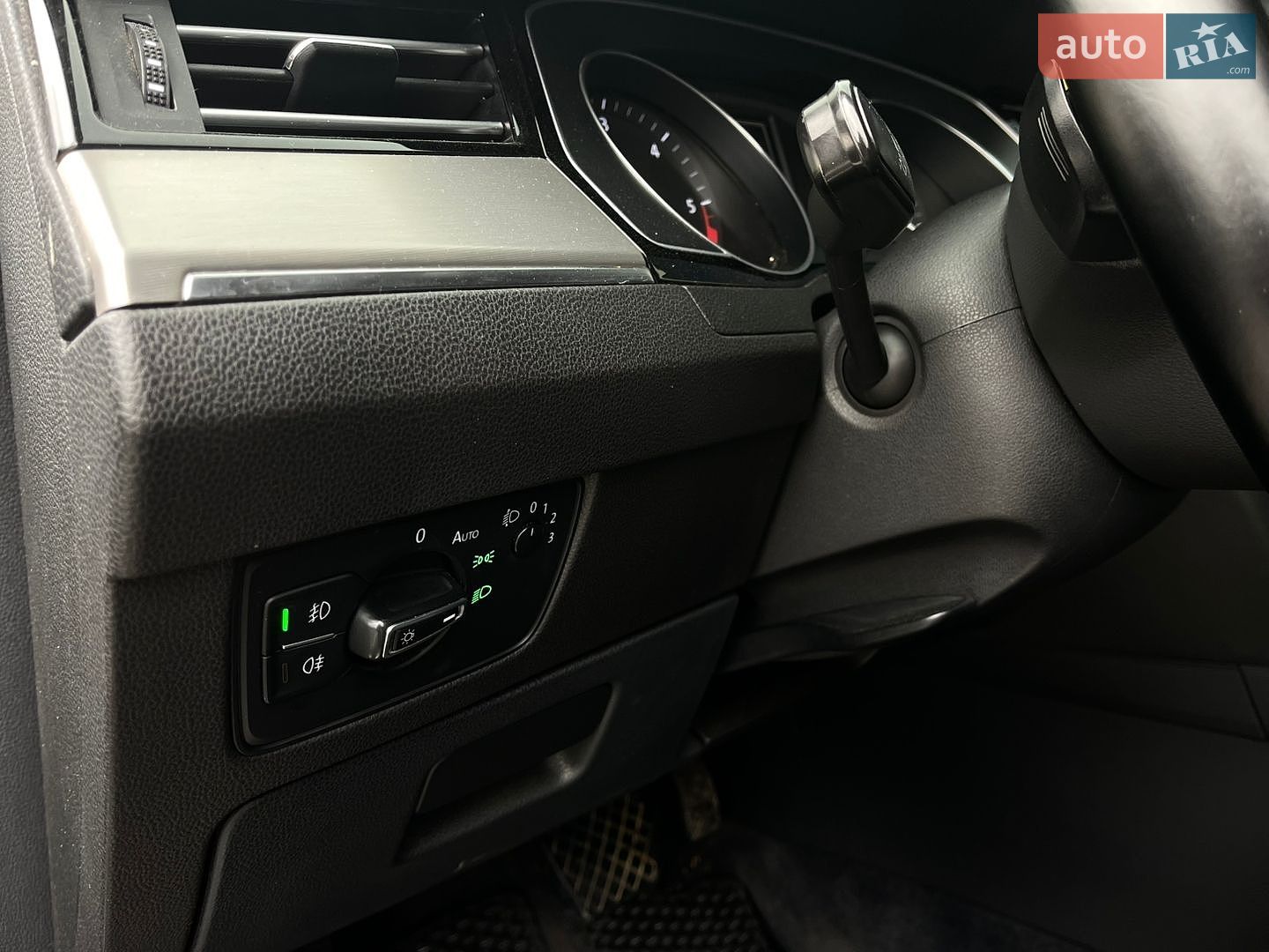 Volkswagen Passat 2015 VIN WVWZZZ3CZGE085783 фото оголошення 24 з 34