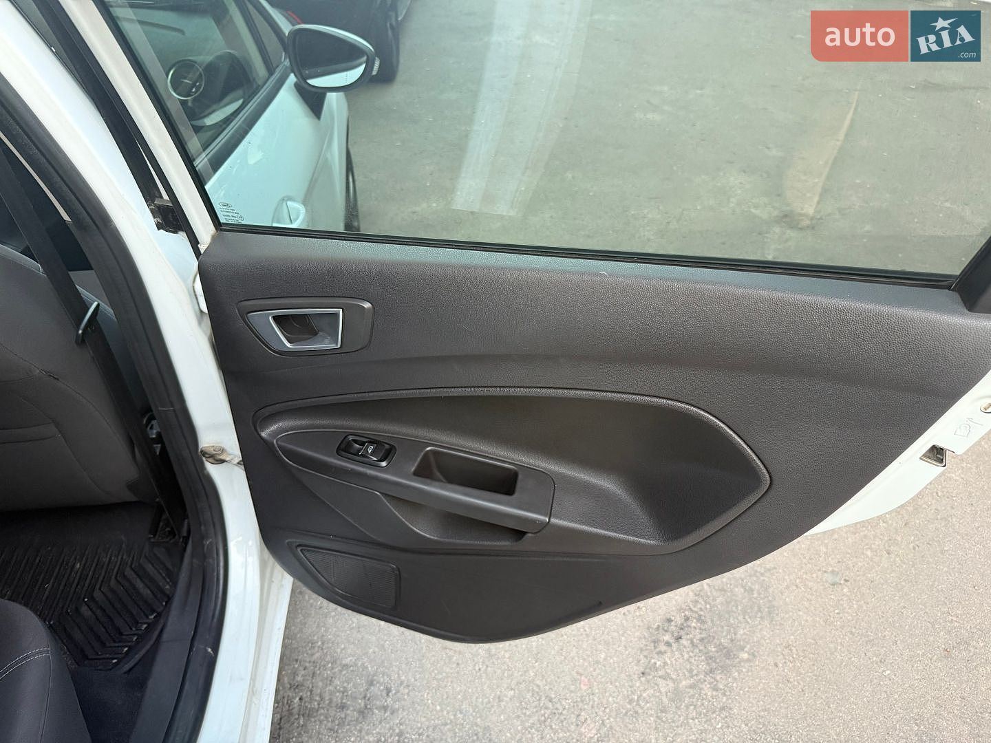 Ford Fiesta 2012 VIN WF0DXXGAKDCS63363 фото оголошення 21 з 26