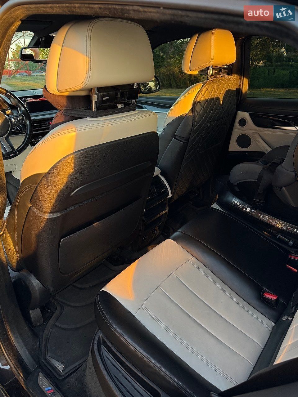 BMW X6 2015 VIN WBAKV610900R46493 фото оголошення 12 з 15
