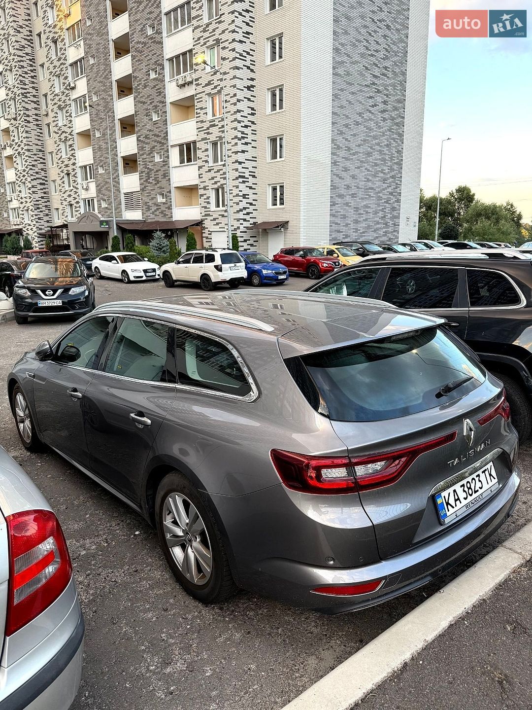Renault Talisman 2017 VIN VF1RFD00257396054 фото оголошення 4 з 93