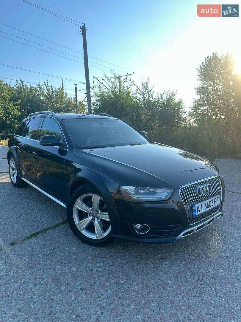 Audi A4 Allroad 2012 VIN WA1VFAFL7DA067197 фото оголошення 2 з 9